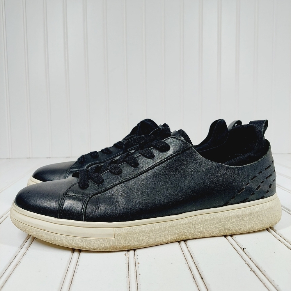 Boutique Black Leather Slip On Lace Up Athleisure Running Sneakers K966